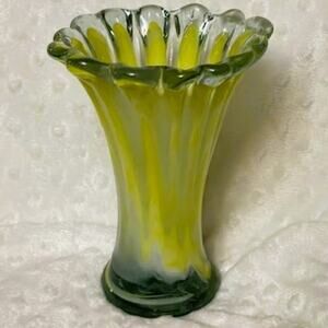 Vintage Murano 6 1/2" Scalloped Handblown Glass Vase (1960s)